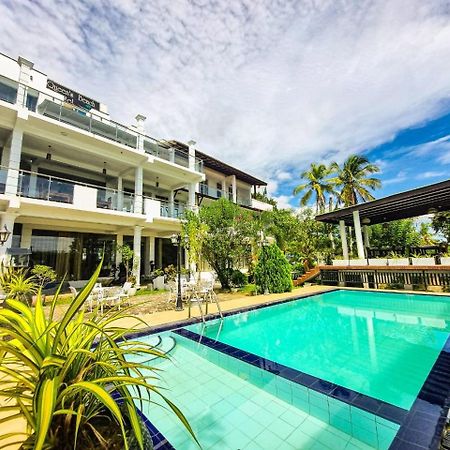 Queens Beach Hotel Tangalle Exterior photo