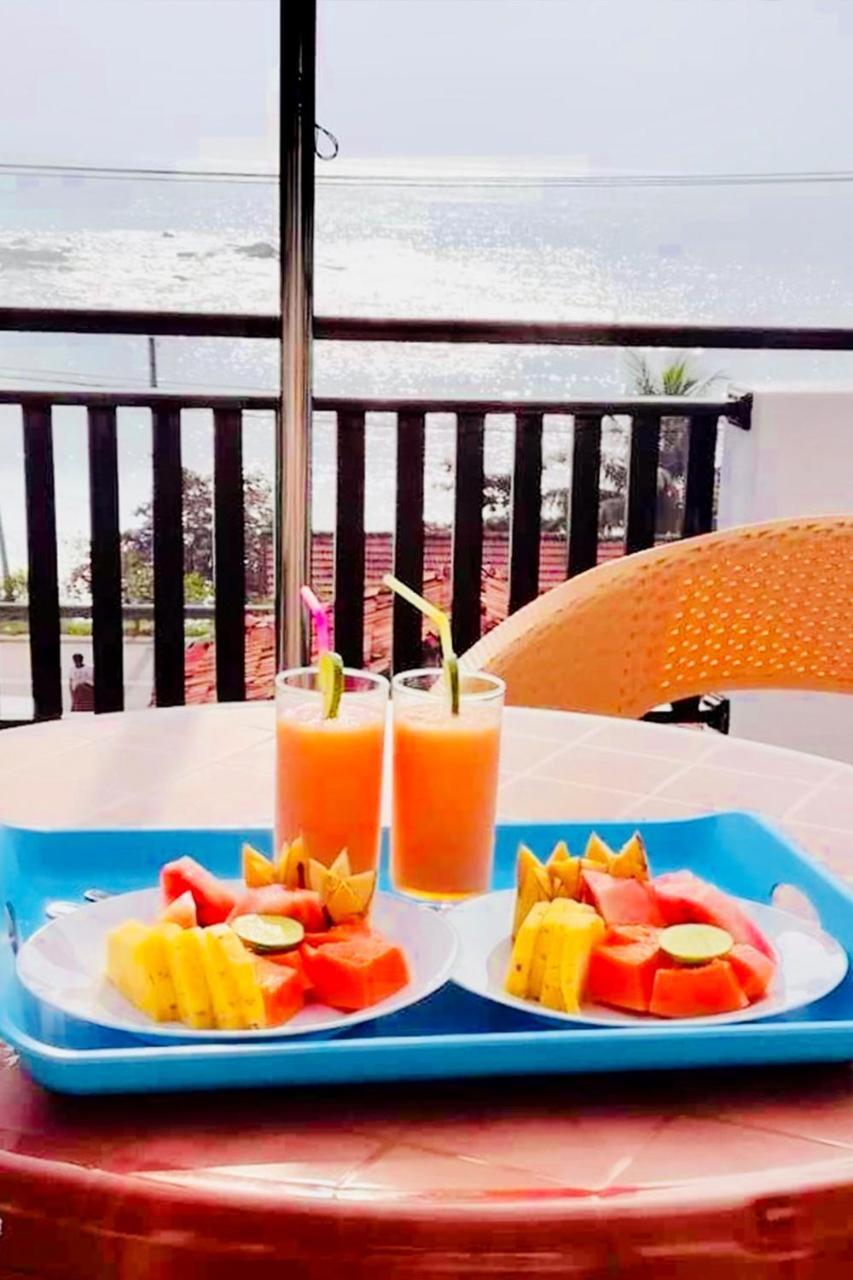 Queens Beach Hotel Tangalle Exterior photo