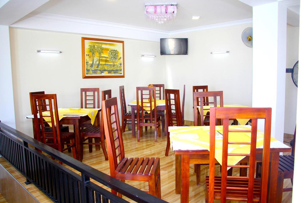 Queens Beach Hotel Tangalle Exterior photo